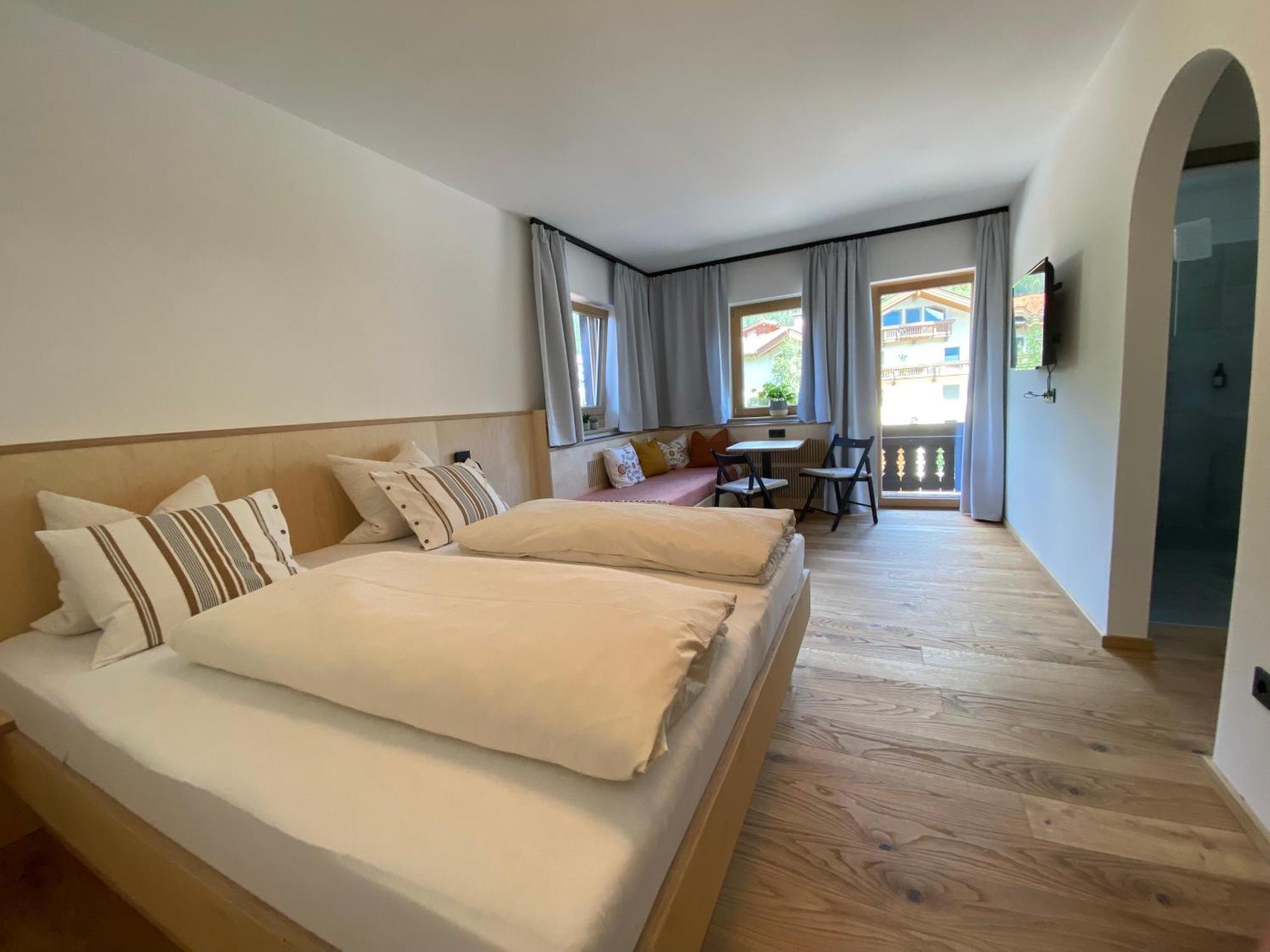 Waldruh Hotel Wiesing Ngoại thất bức ảnh